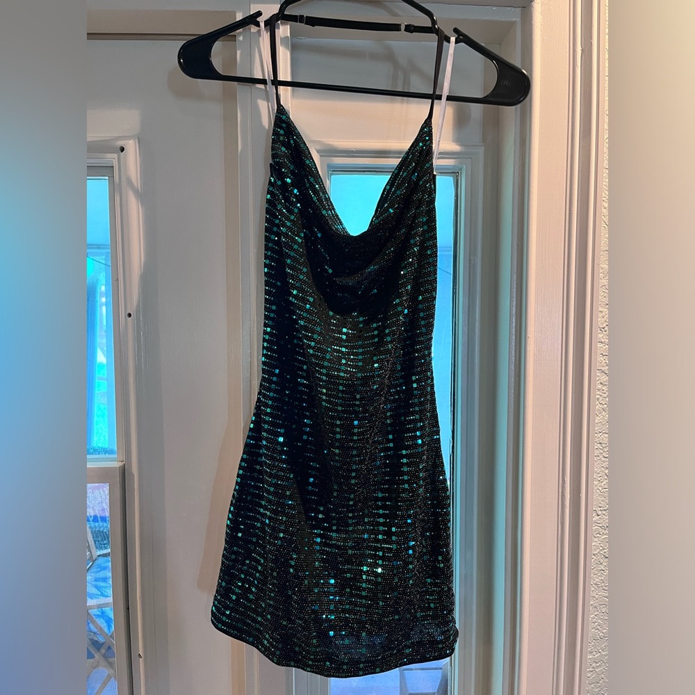 Lulus mini dress! The cutest dress EVER! 🥰🥰